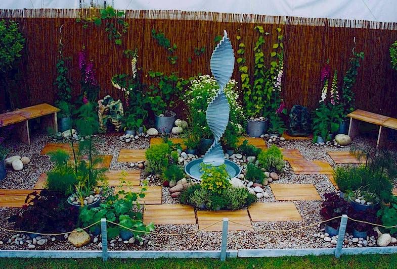 Cambridge's Anna McArthur winning garden design at the East of England show